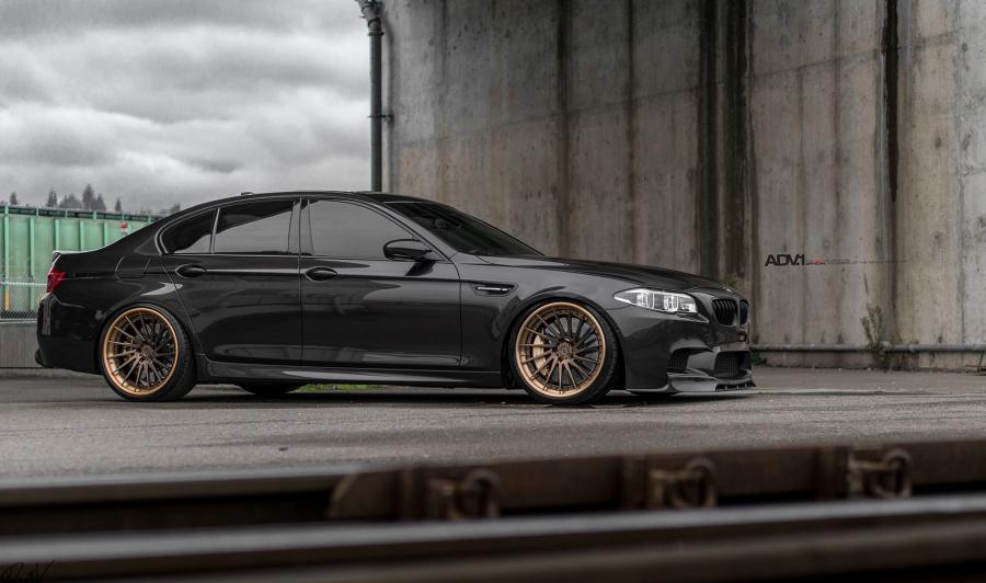  BMW M5 on ADV.1 Wheels (ADV15R TS CS) 2016 года  (фото 6 из 10)